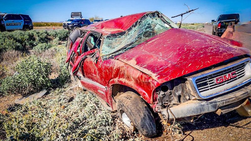 Shock Video: Smuggling Pursuit Ends in Rollover Wreck on Arizona Highway