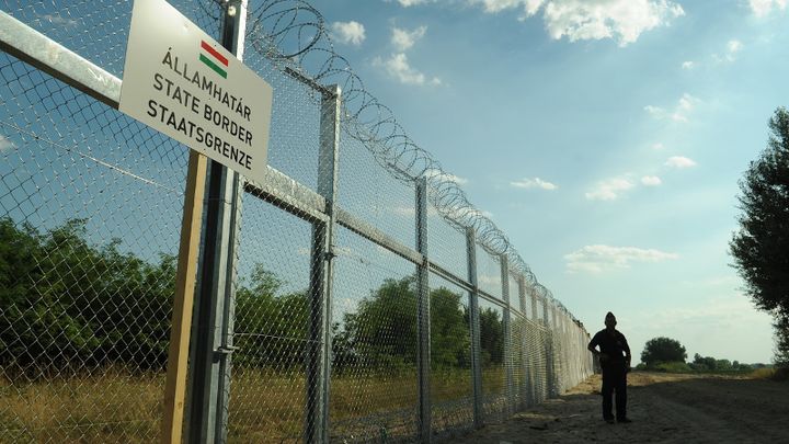 Hungary: 250,000 Illegal Border Crossings Thwarted So Far This Year