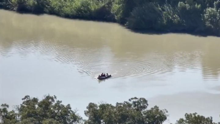 WATCH: Illegals Raft Across Rio Grande, Jump Into Car Driven by Teen Smuggler