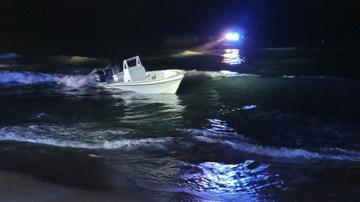 Illegal Aliens Storm Florida Beach After Boat Capsizes Near Miami