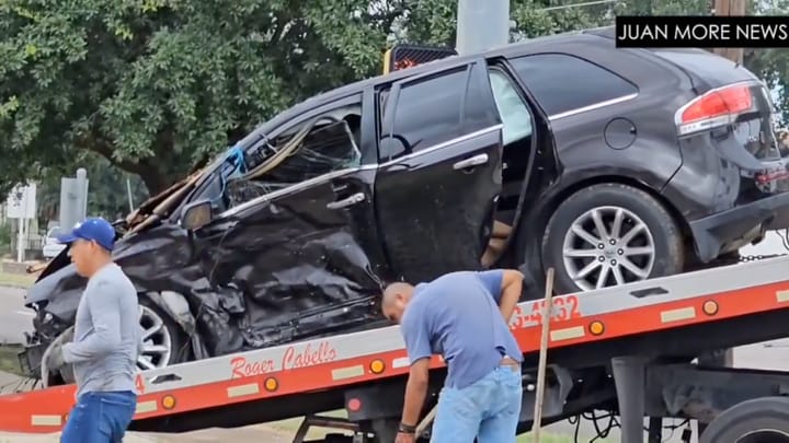 WATCH: Human Smugglers Fleeing Texas Police T-Bone Uninvolved Motorists