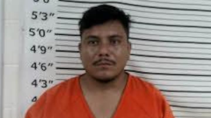 Mexican Illegal Charged With Raping Juvenile in Alabama